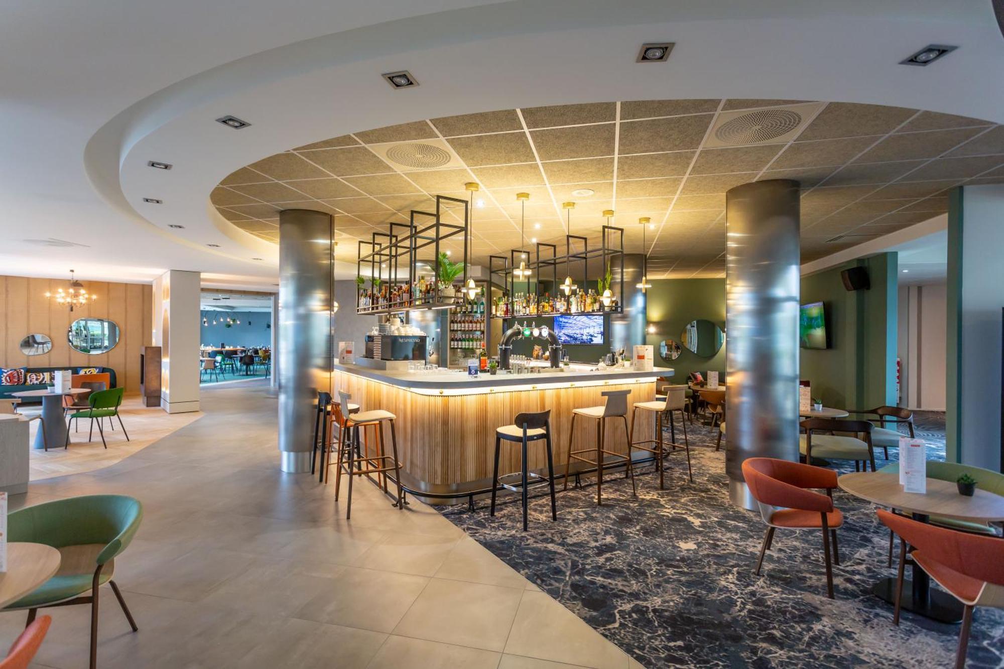 Novotel Бурж Екстер'єр фото